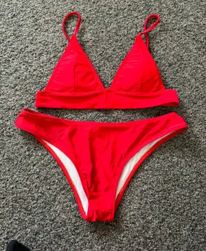 Bikini Red thumbnail 1