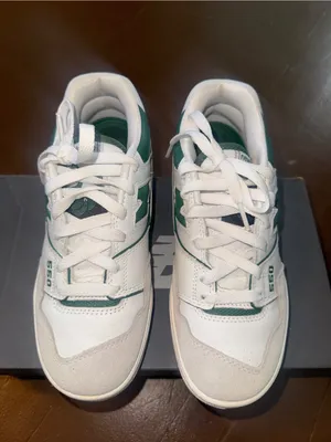New Balance White and Green 550 Retro Low-Top Sneakers thumbnail 4