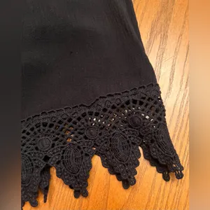 ASTR the Label Crochet Hem Sleeveless Black Rayon Mini‎ Shift Dress Size Large thumbnail 4