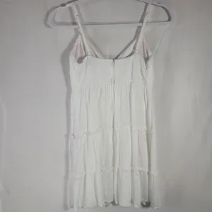 Mi Ami Francescas White Tiered Boho Gauzy Mini Dress Floral Embroidered Size XXS thumbnail 3