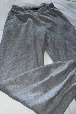 Brandy Melville Sweatpants thumbnail 2