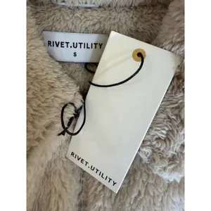 Rivet Utility Light Beige Stunner Teddy Sherpa Romper Small Cozy Loungewear thumbnail 7