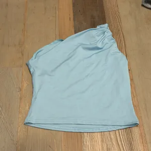 One Shoulder Knot Detail Top Small Light Blue Stretch Summer Sleeveless Blouse thumbnail 2