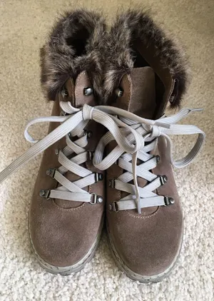 G.H. Bass & Co NWOT Suede and Faux Fur Boots thumbnail 3