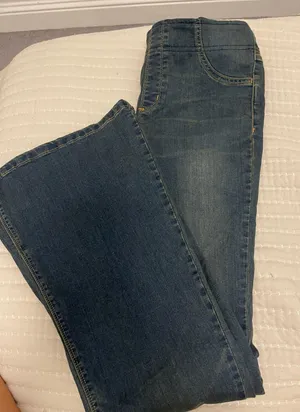 bell bottom jeans thumbnail 2