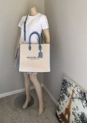 Michael Kors Purse thumbnail 8
