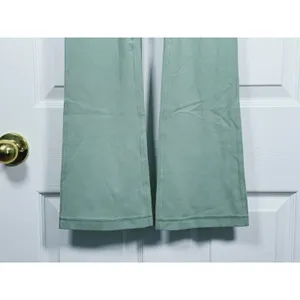 Lululemon Align High Rise Mini Flare Pants Size 6 Green Yoga Pilates Gym Lounge thumbnail 7