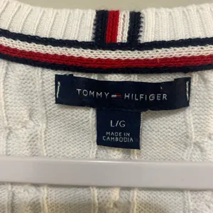 Tommy Hilfiger white knit sweater vest thumbnail 3