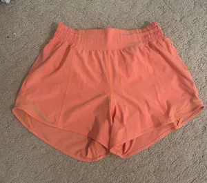 Lululemon Shorts Hotty Hot 4" High-Rise thumbnail 1