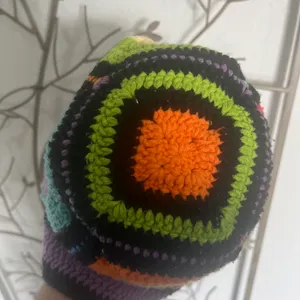 Multi color crochet hat Multiple thumbnail 4