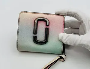 Marc Jacob’s small zip wallet EUC thumbnail 1