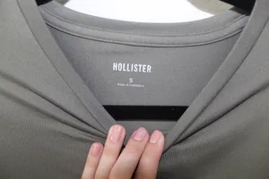 Hollister Seamless Fabric Crew Baby Tee Olive thumbnail 3