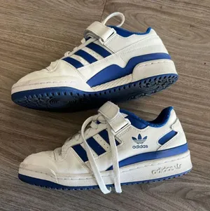 Adidas Shoes thumbnail 1