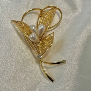 Vintage gold tone faux pearl filagree leaf brooch thumbnail 2