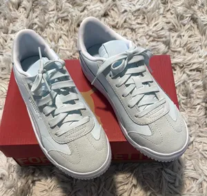 Puma Shoes thumbnail 1