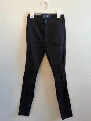 Hollister Ripped Black Skinny Jeans thumbnail 2