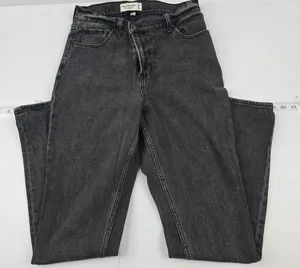 Abercrombie 90s Slim Straight Ultra High-Rise Jeans thumbnail 1