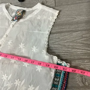 Johnny Was Malin Tank In White sz L crochet side embroidered‎ laces panel thumbnail 7