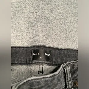 White fox Distressed Women's Jeans XL thumbnail 7