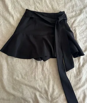 Zara Black Wrap Tie Skort XS thumbnail 1