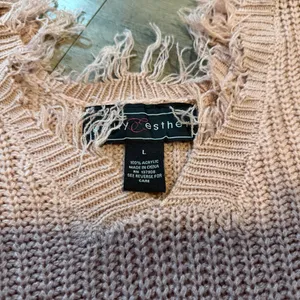Polly & Esther Pink V-Neck Frayed Sweater size large colored pink thumbnail 8