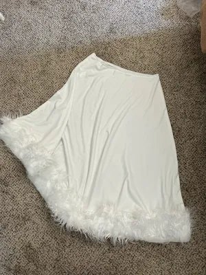 One-Shoulder Fur Trim Mini Dress - White thumbnail 5