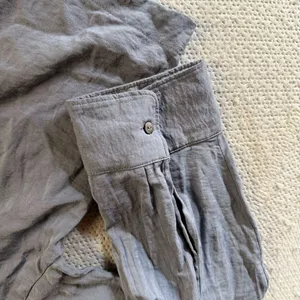 Madewell Relaxed Tulip-Back Top in Sunfaded Indigo Size Large EUC thumbnail 8