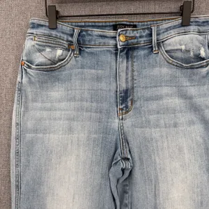 Judy Blue Dad Jean Light Wash Distressed Denim Raw Hem Size 13/31 thumbnail 4