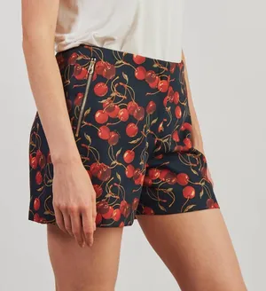 Ted Baker London Red Cherry Print‎ Zipper Pockets Navy Blue Shorts Size 0 = US 2 thumbnail 1