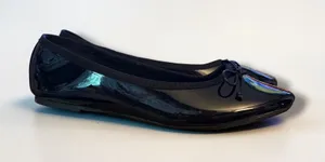 Fever Sole black patent leather ballerina flats thumbnail 1