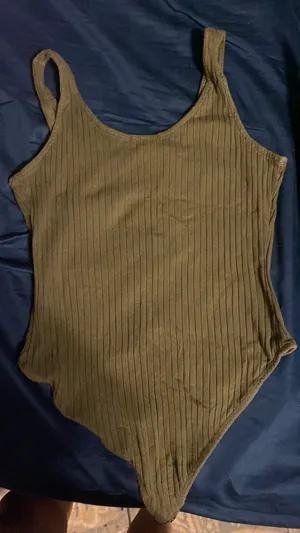 heart and hips bodysuit thumbnail 1