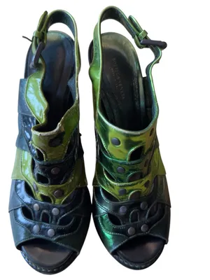 Bottega Veneta Green Leather Cutout Platform Heels EU 38 Rare Archive COA in FUC thumbnail 5