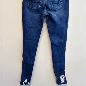 American Eagle Hi-Rise Distressed Jegging Size 2 thumbnail 8