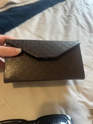 Gucci Sunglass Holder thumbnail 1