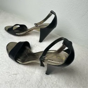 Kate Spade Classic Black and Gold Strappy Heels Size 8 thumbnail 10