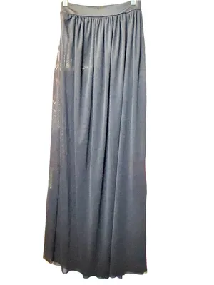 Beautiful Long Tulle Skirt – Gold Waist Detail | Size M 🖤 ✨ thumbnail 6