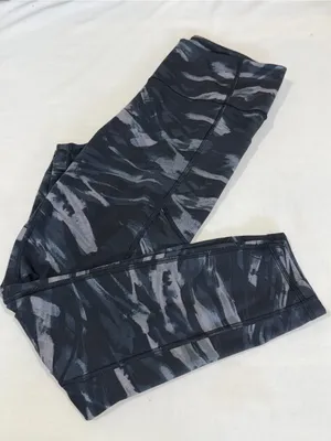 Victoria's Secret Leggings High Waist Women’s Black Cloud Pockets Workout thumbnail 7