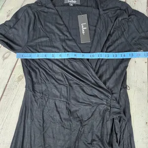 Lulus Black Wrap Midi Dress Short Sleeve V-Neck Style 67706 Size Medium NWT thumbnail 6