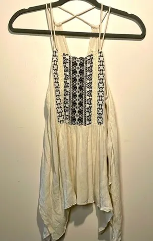 Abercrombie & Fitch- Boho Cream Flowy Embroidered Halter Criss-Cross Top- Size S thumbnail 1