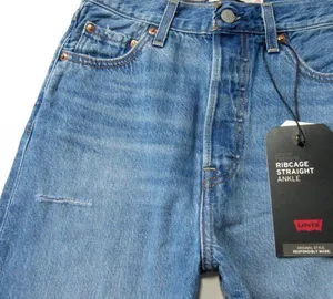 NWT Levi's Ribcage Straight Ankle in Noe High Super High Rise Crop Jeans 29 thumbnail 3