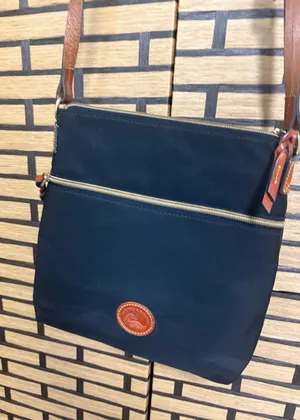 Dooney &‎ Bourke Black Crossbody purse thumbnail 1