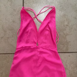 Superdown Lucinda Strappy Maxi Dress Long Gown in Hot Pink Fuchsia Size XS thumbnail 4