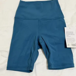 Athleta Transcend 7" Biker Short Womens XXS Blue High Rise‎ Yoga Athletic Blue thumbnail 5