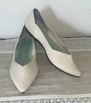 Women's Rothy’s The Point White Sand Special Edition Size 5 thumbnail 1