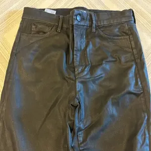 Joe’s Jeans Black Coated The Charlie High Rise Skinny Ankle Scrunched Jeans - 26 thumbnail 4