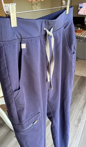 FIGS Zamora Jogger Scrub Pants thumbnail 6