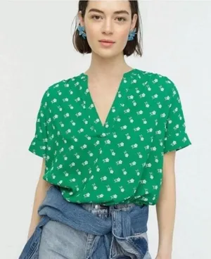J.Crew Green Floral Print V Neck Short Sleeve Blouse Feminine Cheerful Botanical Medium thumbnail 1