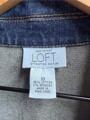 Ann Taylor LOFT Women's Blue Stretch Denim Jean Jacket Size 10 thumbnail 2