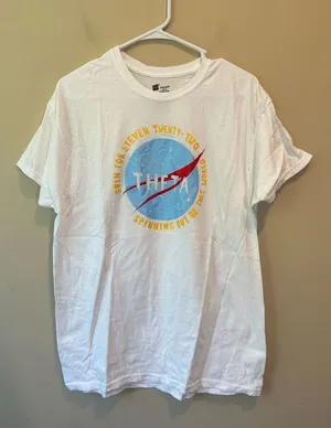 theta tee White Size L thumbnail 1