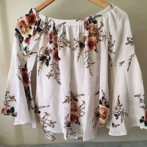 Off Shoulder Blouse/Crop Top, Small White thumbnail 1